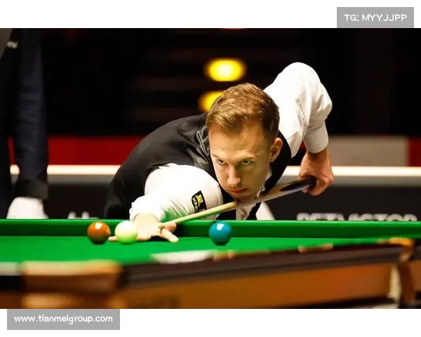 斯诺克武汉公开赛球员休息室提供小龙虾特鲁姆普加练两小时展现状态